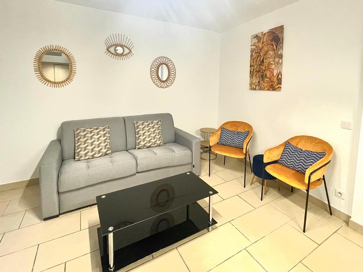 Jolie 3 pièces avec terrasse au vieux port, à 2 pas des plages et du palais. Cannes Exterior foto